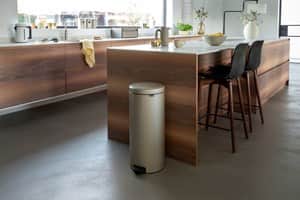 פח פדל 30 ליטר NewIcon - זהוב מינרלי Brabantia